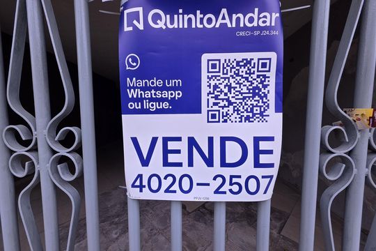 Fachada de casa à venda com 3 quartos, 220m² em Vila Camilópolis, Santo André