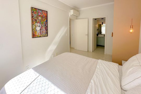 Suíte  de apartamento para alugar com 2 quartos, 92m² em Ingleses do Rio Vermelho, Florianópolis