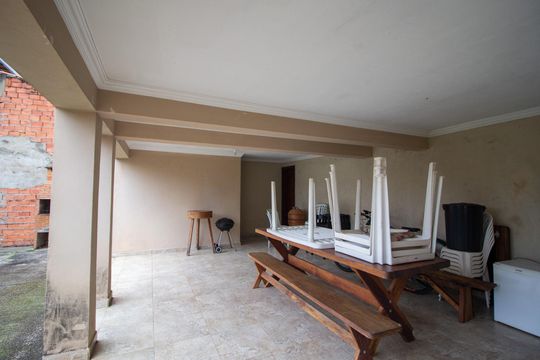 Área externa de casa para alugar com 4 quartos, 324m² em Vila Assis, Sorocaba