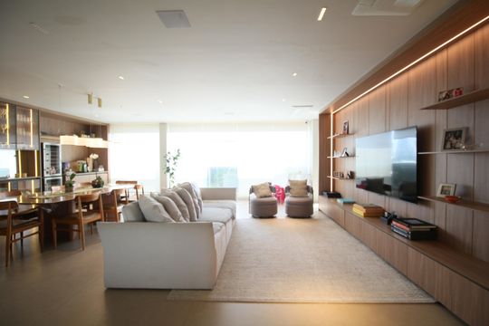 Apartamento à venda com 4 quartos, 186m² em Real Parque, São Paulo