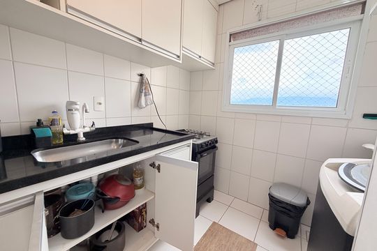Cozinha de apartamento à venda com 2 quartos, 50m² em Jardim das Tulipas, Jundiaí