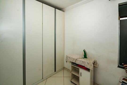 Quarto 2 de casa à venda com 3 quartos, 131m² em Planalto, Belo Horizonte