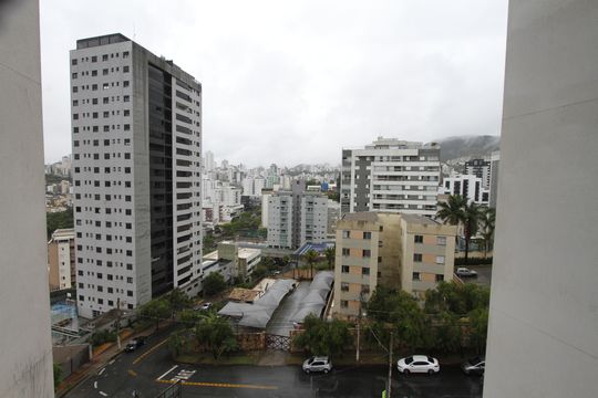 Vista de apartamento para alugar com 2 quartos, 57m² em Buritis, Belo Horizonte