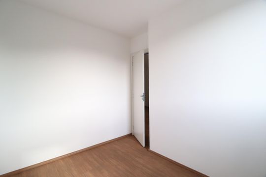 Quarto 1 de apartamento para alugar com 2 quartos, 46m² em Vila Maria, Uberlândia