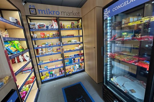 Área comum de apartamento para alugar com 2 quartos, 54m² em Praça Seca, Rio de Janeiro