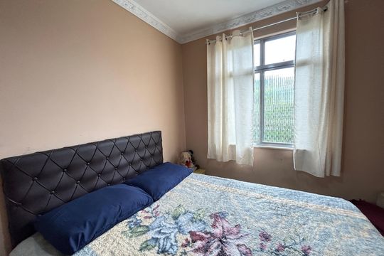 Quarto 1 de apartamento para alugar com 2 quartos, 54m² em Praça Seca, Rio de Janeiro