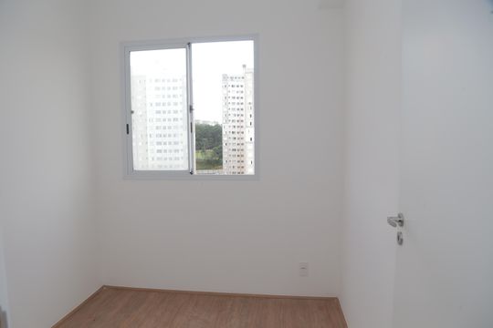 Quarto 1  de apartamento para alugar com 2 quartos, 36m² em Colônia (zona Leste), São Paulo