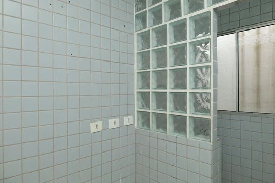 Cozinha de apartamento para alugar com 3 quartos, 48m² em Jardim das Oliveiras, São Paulo