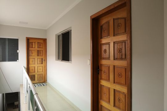 Área comum - Saguão do andar de apartamento para alugar com 3 quartos, 48m² em Jardim das Oliveiras, São Paulo