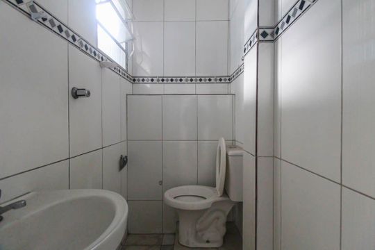 Casa para alugar com 1 quarto, 40m² em Vila Ester, São Paulo