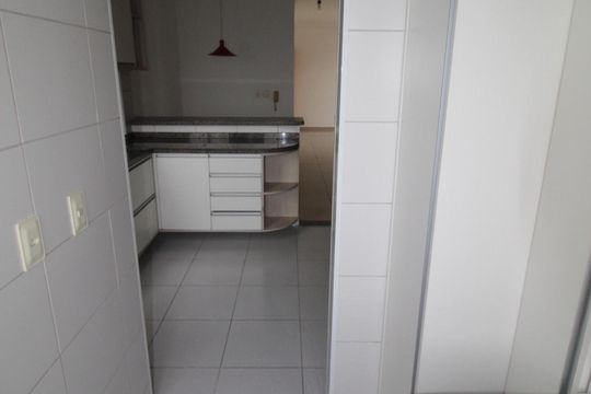 Área de Serviço de apartamento para alugar com 2 quartos, 90m² em Parque Industrial, São José dos Campos
