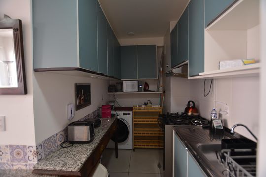 COZINHA de apartamento para alugar com 2 quartos, 37m² em Vila Butantã, São Paulo