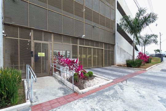Fachada do condomínio de apartamento à venda com 2 quartos, 49m² em Engenho Nogueira, Belo Horizonte