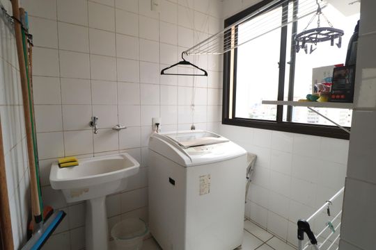 Área de Serviço de apartamento para alugar com 3 quartos, 85m² em Centro, Uberlândia