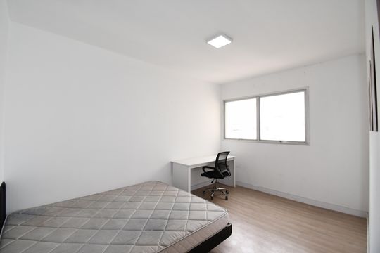 Quarto  de apartamento para alugar com 1 quarto, 46m² em Centro, Curitiba