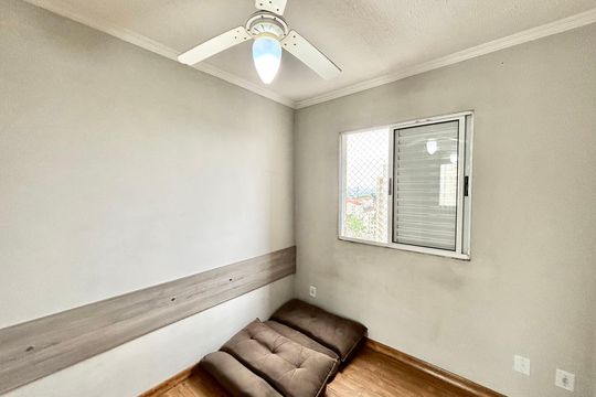 Quarto 1 de apartamento para alugar com 2 quartos, 46m² em Jardim Sao Miguel, Ferraz de Vasconcelos