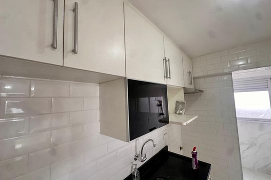 Cozinha de apartamento à venda com 2 quartos, 48m² em Jardim Sao Luiz, São Paulo