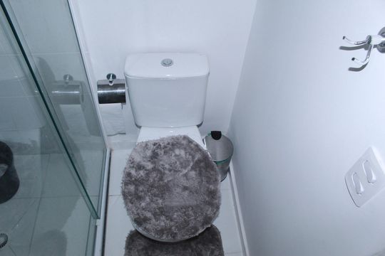 Banheiro de apartamento para alugar com 1 quarto, 27m² em Vila Buarque, São Paulo