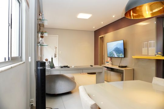 Sala  de apartamento à venda com 3 quartos, 118m² em Santo Antônio, Belo Horizonte
