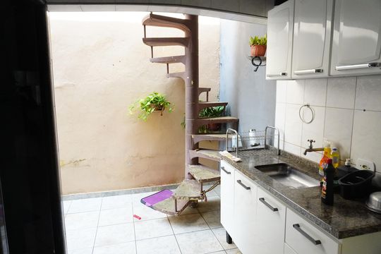 Cozinha e Área de Serviço de casa à venda com 3 quartos, 184m² em Parque Residencial Jaguari, Americana