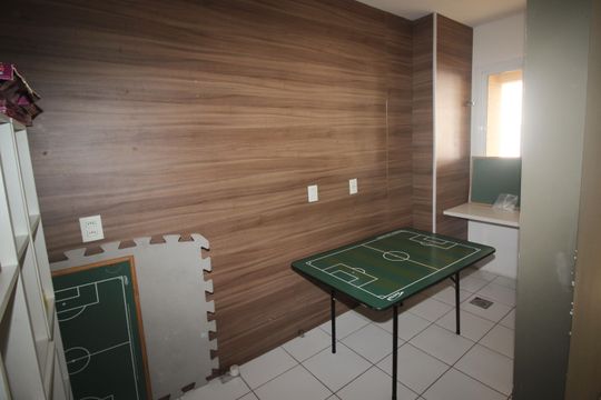 Sala de Jogos de apartamento à venda com 2 quartos, 57m² em Cavalhada, Porto Alegre