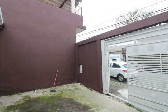 garagem de casa para alugar com 2 quartos, 180m² em Vila Ré, São Paulo
