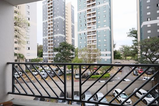 Sala de apartamento para alugar com 3 quartos, 68m² em Continental, Osasco