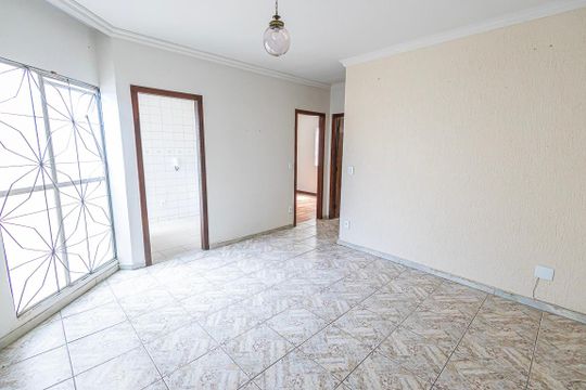 sala de apartamento para alugar com 2 quartos, 65m² em Itapoã, Belo Horizonte