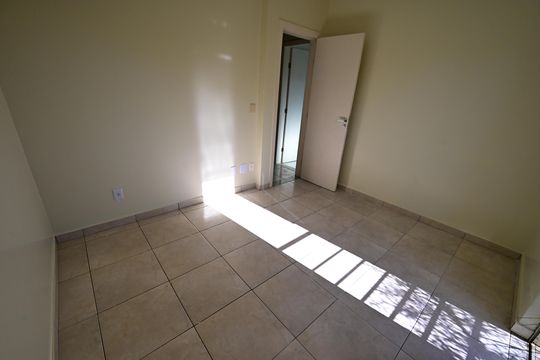 Casa de Condomínio para alugar com 3 quartos, 90m² em Jardim Imperial, Aparecida de Goiânia