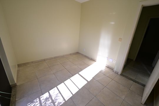Casa de Condomínio para alugar com 3 quartos, 90m² em Jardim Imperial, Aparecida de Goiânia