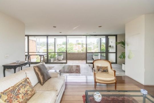 Casa à venda com 4 quartos, 895m² em Pacaembu, São Paulo