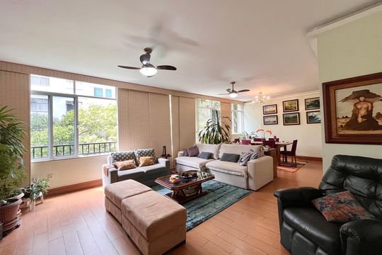 Apartamento à venda com 3 quartos, 159m² em Copacabana, Rio de Janeiro