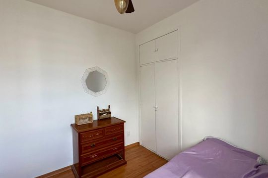 quarto 1 de apartamento para alugar com 2 quartos, 70m² em Padre Eustáquio, Belo Horizonte