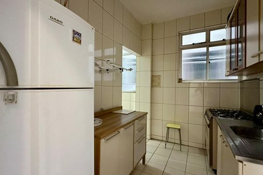 cozinha de apartamento para alugar com 2 quartos, 70m² em Padre Eustáquio, Belo Horizonte