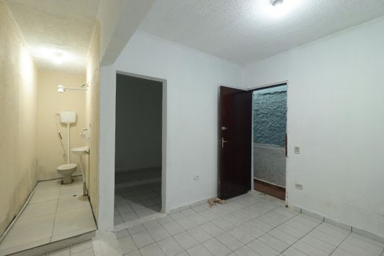 Cozinha de casa para alugar com 1 quarto, 30m² em Condomínio Maracanã, Santo André