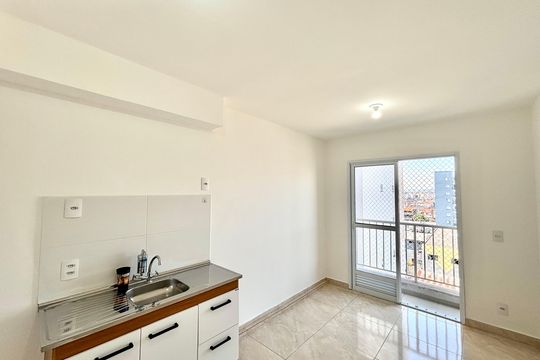 Apartamento para alugar com 1 quarto, 27m² em Parada Xv de Novembro, São Paulo