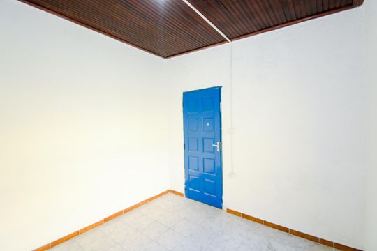 Quarto de casa para alugar com 1 quarto, 100m² em Jardim Santa Emilia, Guarulhos