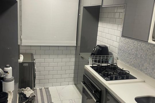 Cozinha de apartamento para alugar com 2 quartos, 56m² em Bandeiras, Osasco