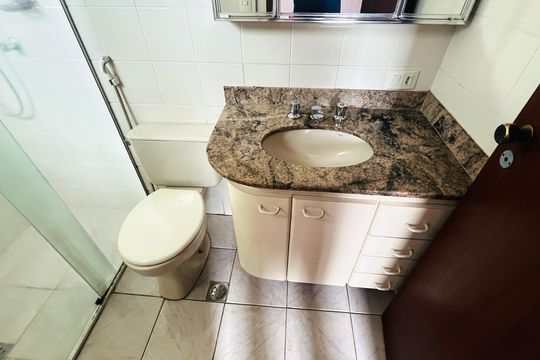 Banheiro Suíte de apartamento à venda com 3 quartos, 75m² em Chácara Primavera, Campinas