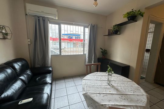 Sala de apartamento para alugar com 1 quarto, 31m² em Kobrasol, São José