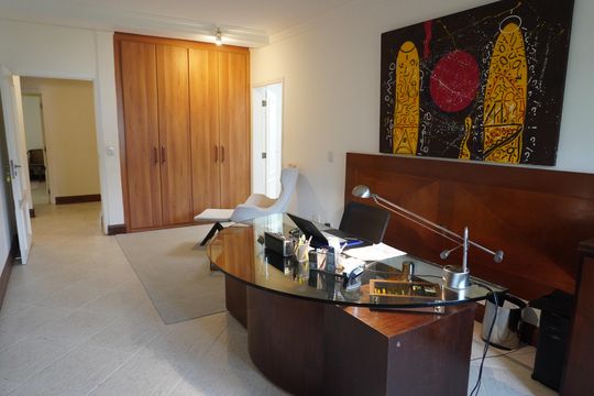 Escritório de casa de condomínio para alugar com 2 quartos, 400m² em Residencial 18 do Forte, Santana de Parnaíba