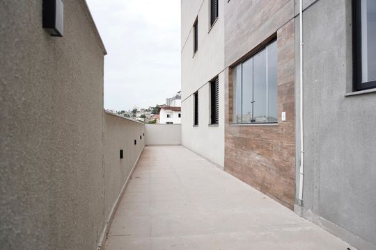 Área Privativa  de apartamento à venda com 3 quartos, 117m² em Santa Tereza, Belo Horizonte