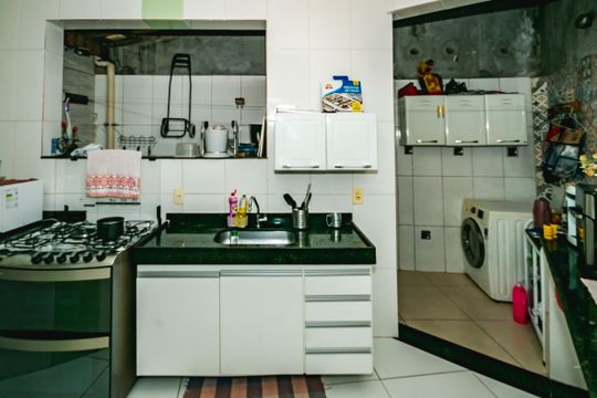 Casa à venda com 5 quartos, 250m² em Ouro Preto, Belo Horizonte