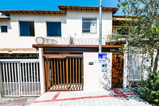 Casa à venda com 5 quartos, 250m² em Ouro Preto, Belo Horizonte