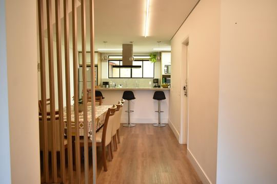 SALA de casa à venda com 5 quartos, 220m² em Vila da Saúde, São Paulo