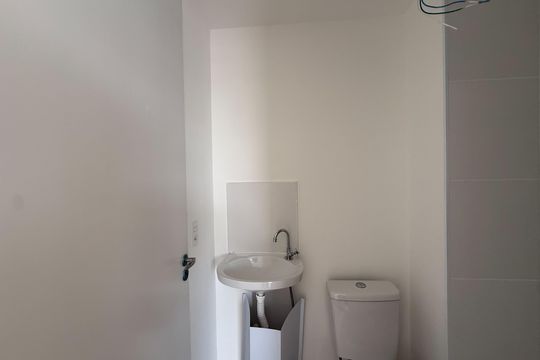 Banheiro de apartamento para alugar com 2 quartos, 37m² em Vila Jaguara, São Paulo