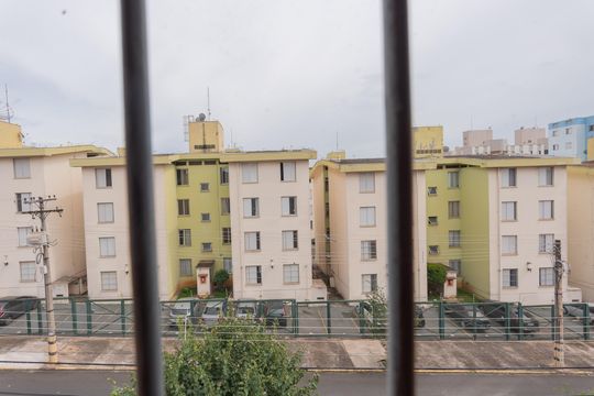 Vista do Quarto 2 de apartamento para alugar com 2 quartos, 60m² em Jardim Pauliceia, Campinas