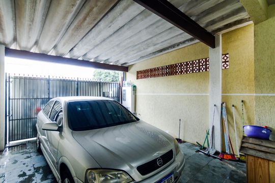 Garagem  de casa à venda com 1 quarto, 171m² em Cidade Brasil, Guarulhos