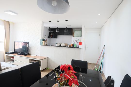 Sala de apartamento para alugar com 2 quartos, 56m² em Novo Osasco, Osasco