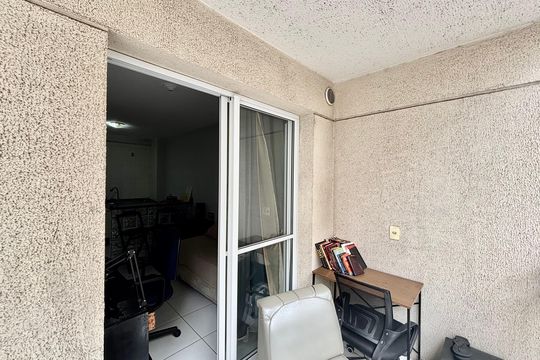 Sacada de apartamento à venda com 1 quarto, 33m² em Jardim Santa Teresinha, São Paulo